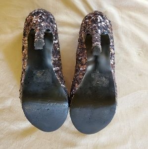 Bakers Shoes - Bakers Silver Sequin Heels Bakers Shoes - Bakers Silver Sequin Heels